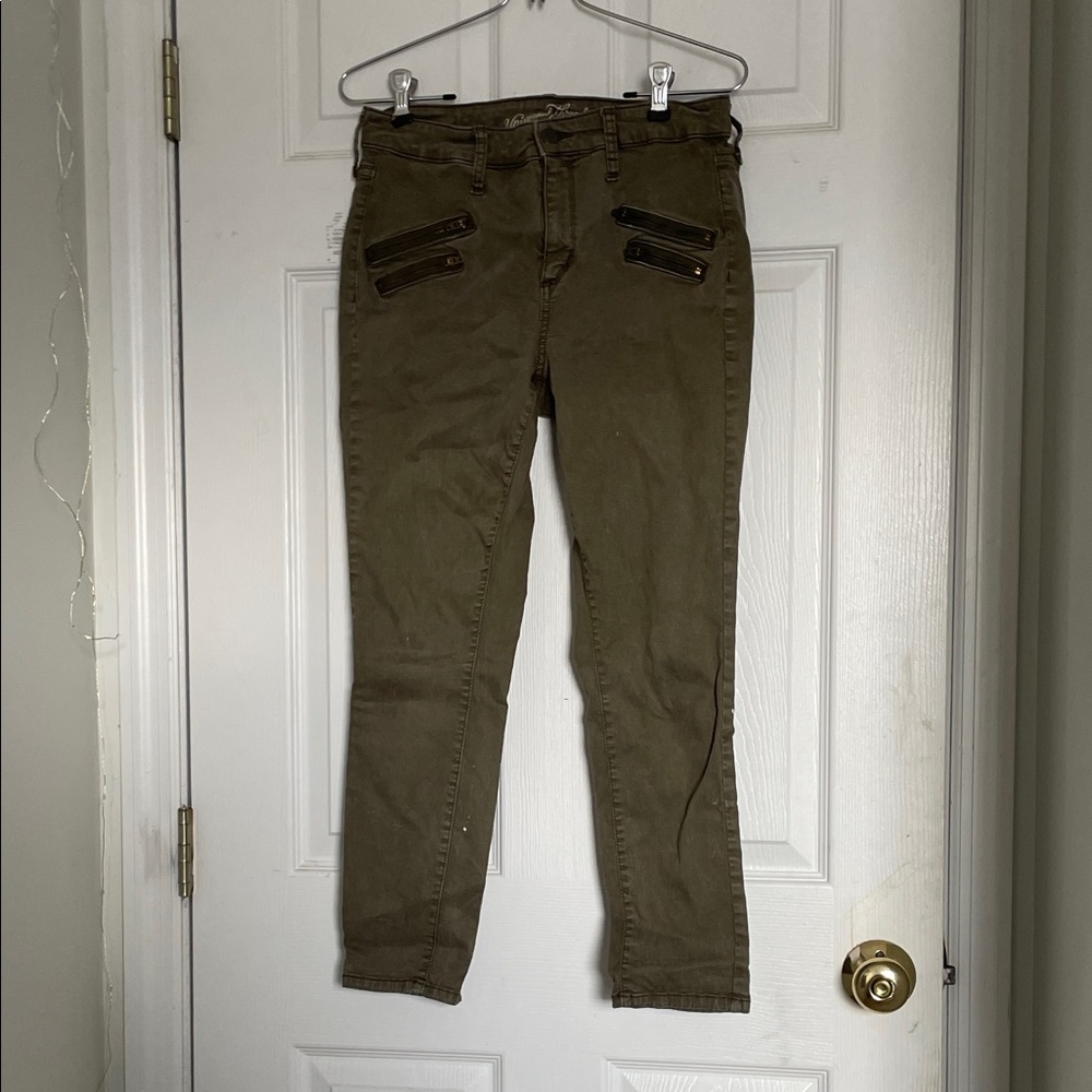Universal Thread Olive Green Pants
